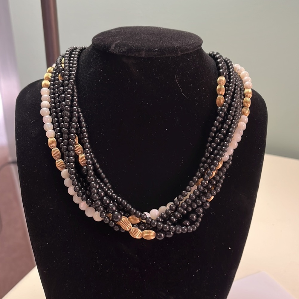 N32. Multi stranded statement necklace. - Picture 2 of 2